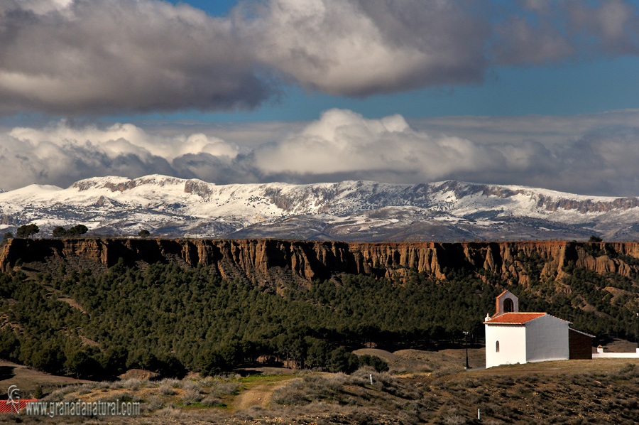 Valle del Zalab� y Sierra Arana